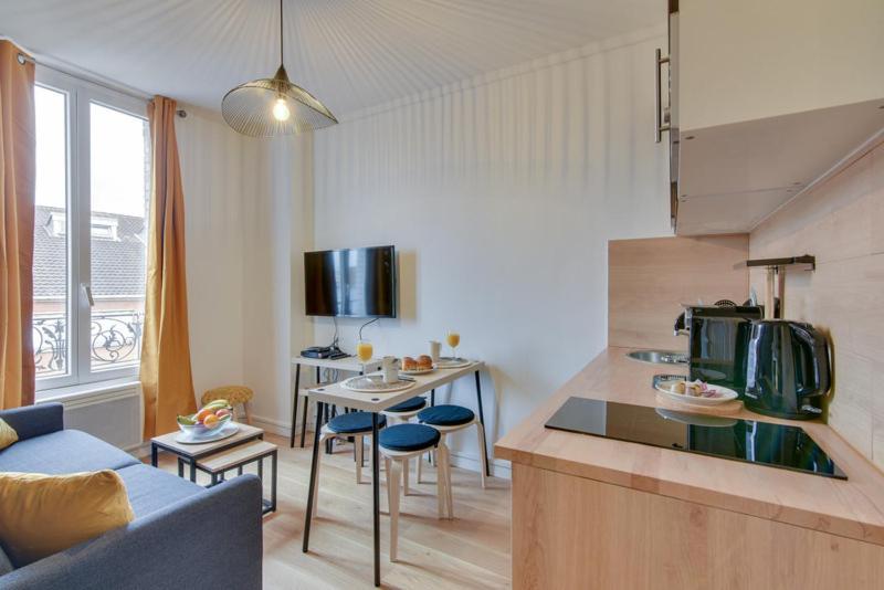 810 Suite Lucky Sam - Superb Apartment Баньоле Экстерьер фото